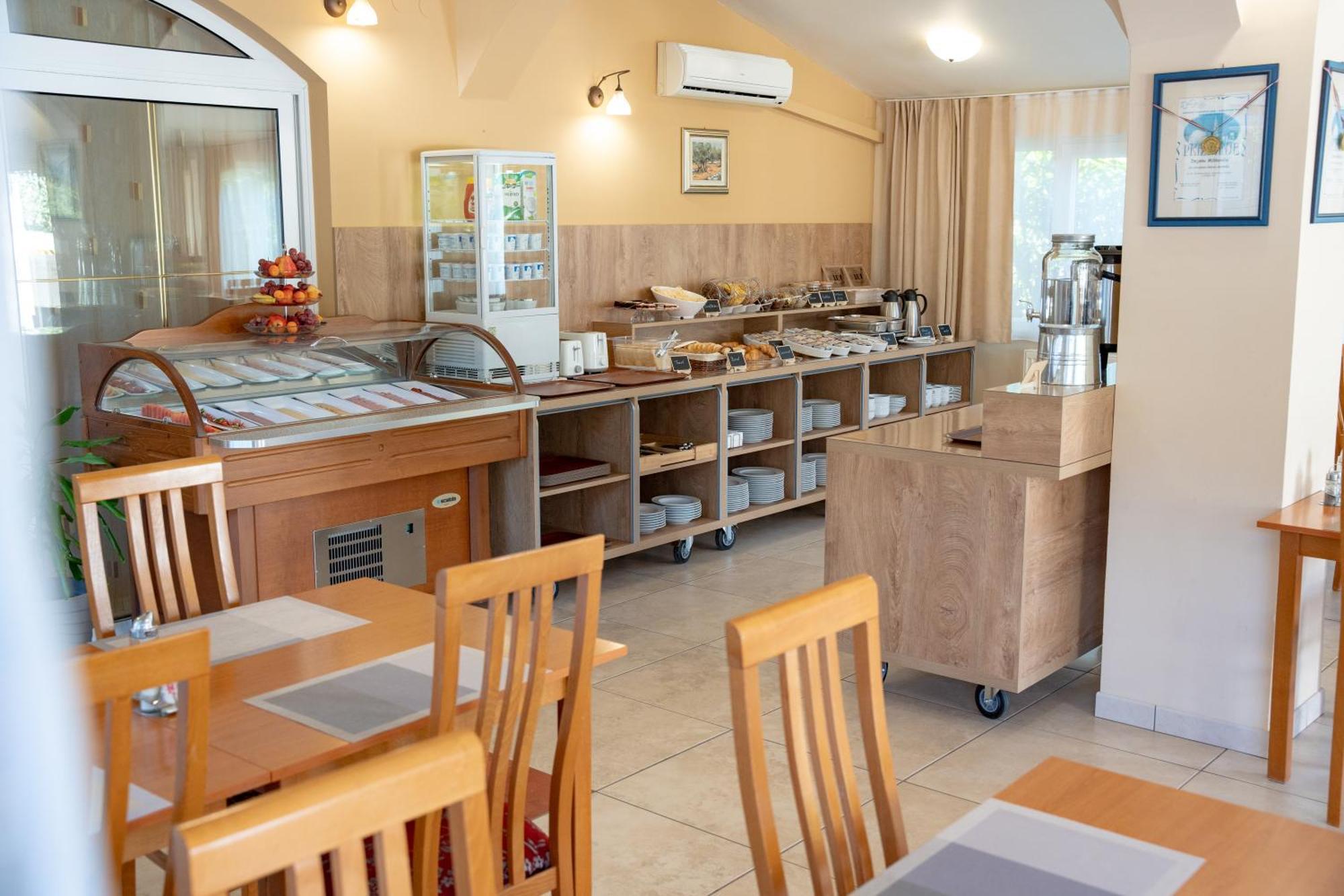 Pansion Villa Bok Novalja Ngoại thất bức ảnh